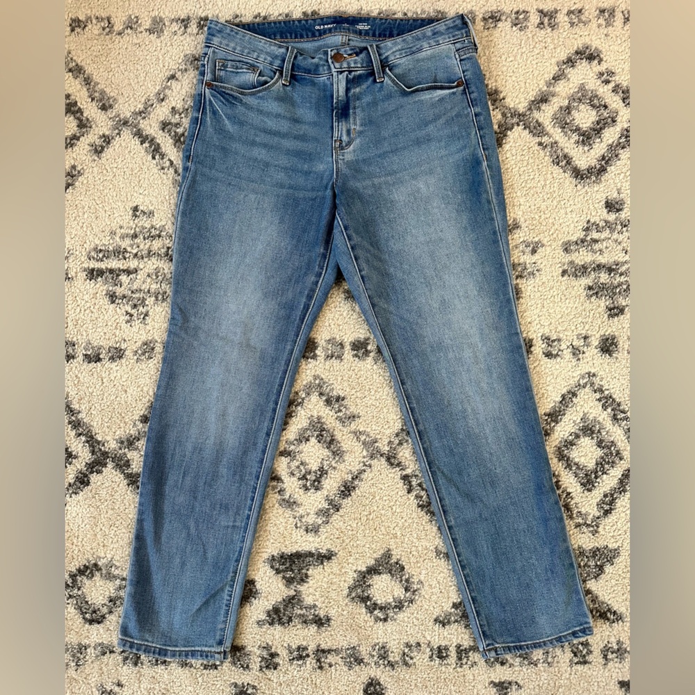 Old Navy Mid-Rise Power Slim Straight Jeans